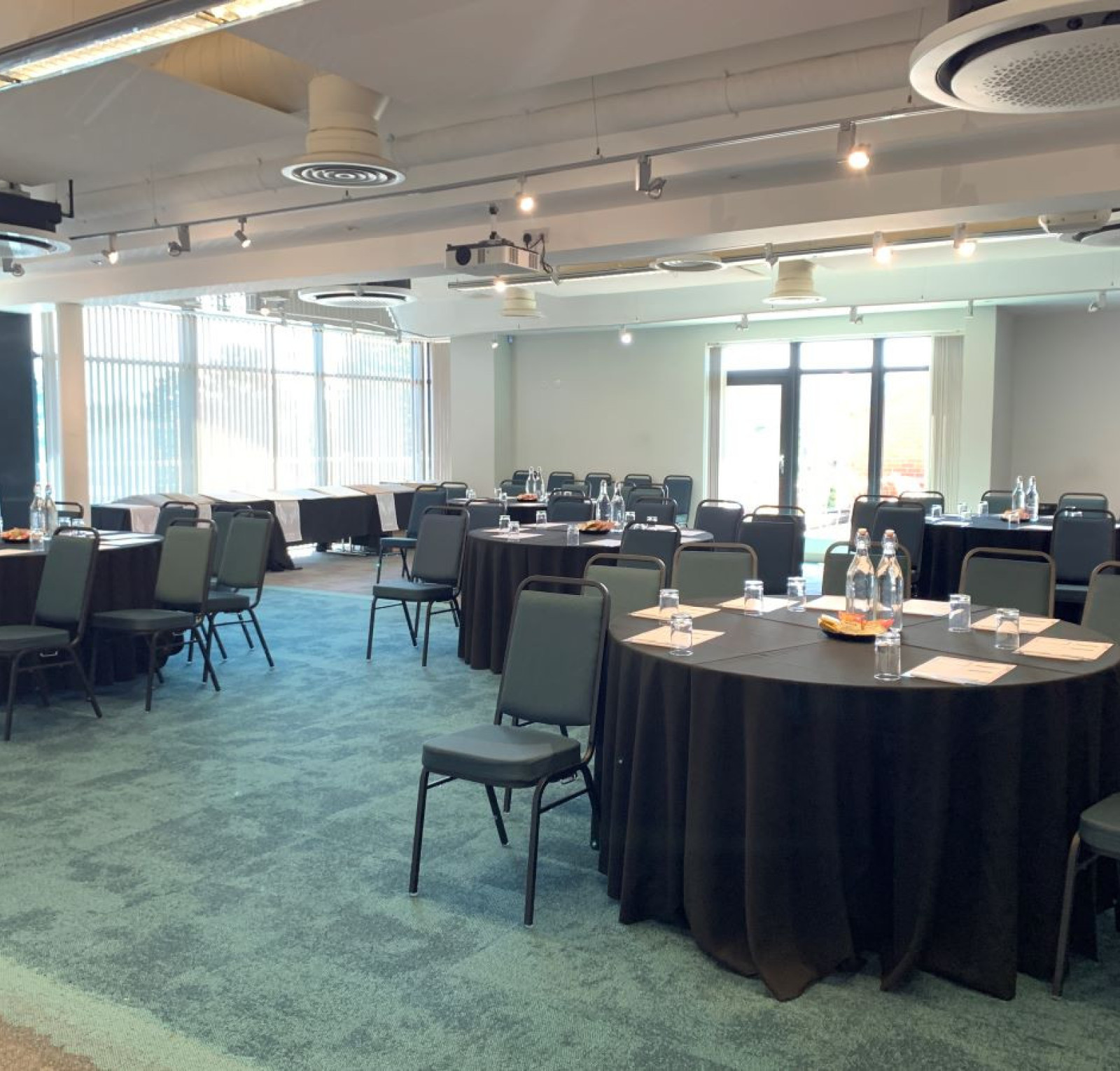 Gallery III conference style
